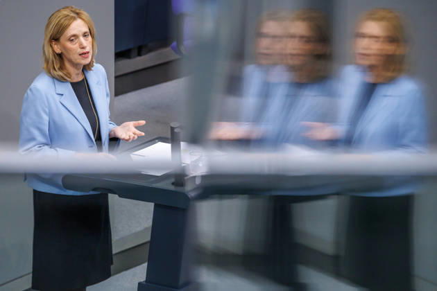 Bundestag: Karin Prien (CDU), Federal Minister for Family Affairs, at the German Bundestag on October 9, 2026, in Berlin, Berlin, Berlin, Germany, Bundestag