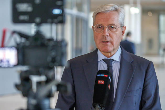 Norbert Roettgen of the CDU in an interview at the German Bundestag on October 9, 2026, in Berlin, Berlin, Berlin, Germany, Bundestag