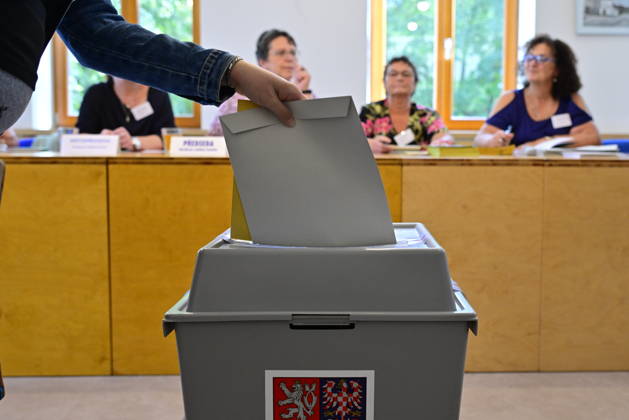 The two-day elections to municipal assemblies started in the Czech Republic together with the first round of the elections to one-third of the Senate, on October 9, 2026. On the photo is seen a polling station in Velatice, South Moravian Region, Czech Republic. (CTKxPhoto VaclavxSalek) CTKPhotoP2026100905432  CTKPhotoP2026100905432