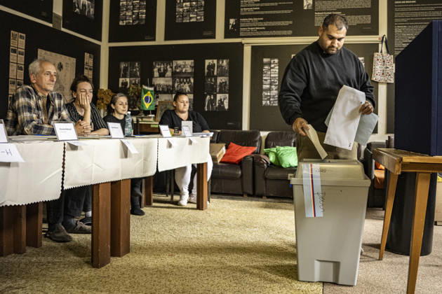 The two-day elections to municipal assemblies started in the Czech Republic together with the first round of the elections to one-third of the Senate, on October 9, 2026. On the photo a polling place in new electoral district in Ralsko-Nahlov. (CTKxPhoto RadekxPetrasek) CTKPhotoP2026100905548  CTKPhotoP2026100905548