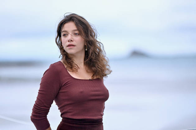37th Dinard British Irish Film Festival Day 3 FC Jury members Zoe Adjani attends the Jury Photocall during the 37th Dinard British Irish Film Festival on October 9, 2026 in Dinard, France.Photo by Franck Castel ABACAPRESS.COM Dinard  Copyright: xCastelxFranck ABACAx