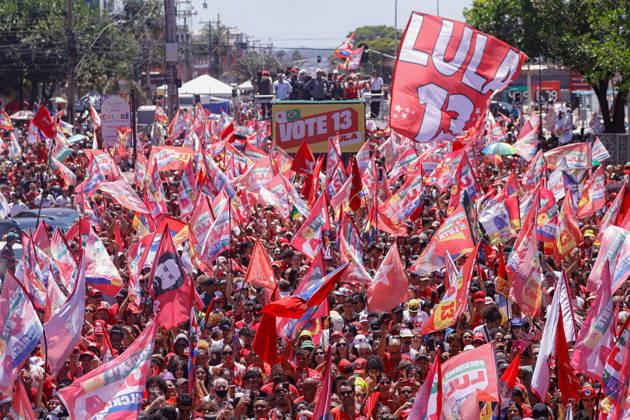 BRASiLIA, DF - 09.10.2026: ATO DE LULA EM BRASiLIA - President Lula resumes campaign events after the first round of elections, in CeilÃ¢ndia (DF). x3027374x  JoaoxPedroxCarvalho