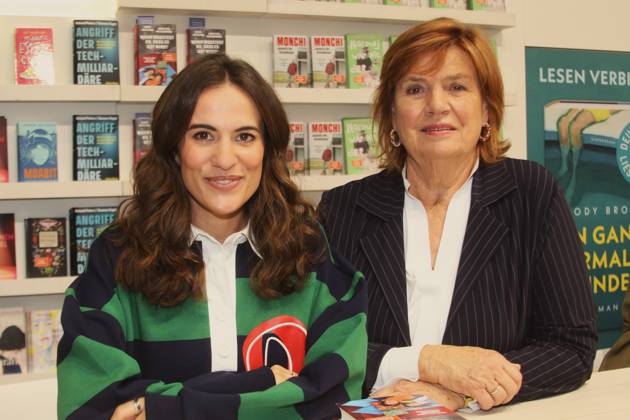 Frankfurt Book Fair, Frankfurt am Main, Germany The 78th Frankfurt Book Fair 2026, Day 3 of the fair The Frankfurt Book Fair is considered the world’s most important marketplace for print and digital content, as well as one of the year’s most significant cultural events for books. Mona Ameziane is at the book fair with Christine We