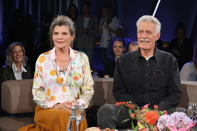 Max Moor, host and actor, appeared with his wife Sonja on the NDR Talk Show on October 9, 2026, on NDR Television’s Channel 3; photo op before the taping on October 2, 2026, at the Hamburg Lokstedt television studio