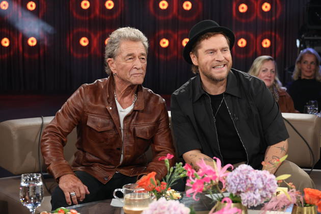 Peter Maffay and Johannes Oerding, musicians, appeared as guests on the NDR Talk Show on October 9, 2026, on NDR Television’s Channel 3; photo op before the taping on October 2, 2026, at the Hamburg Lokstedt television studio