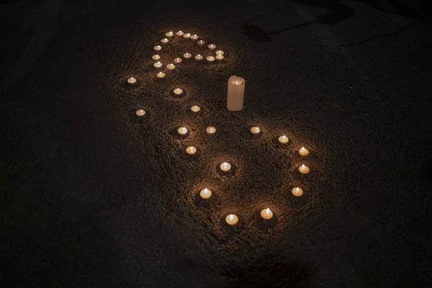 Demonstration by the Socialist Housing Union of Catalonia: Several candles during a rally organized by the Tenants’ Union, the Socialist Housing Union of Catalonia, and COSHAC, under the slogan For Olga and Maricarmen: The Housing Industry Kills, on October 9, 2026, in Barcelona, Catalonia, Spain OCTOBER 9, 2026 CATALONIA HOUSING PROTEST RENTERS’ UNION CANDLES Lorena Sopê Barcelona Catalonia Barcelona Catalonia Spain  Copyright: xLorenaxSopÃªnax 7833457