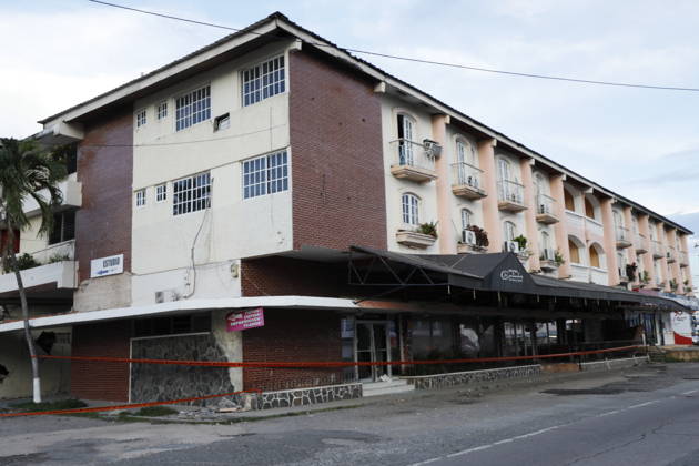 (261009) -- PENONOME(PANAMA), Oct. 9, 2026 -- A damaged building is pictured after an earthquake in Penonome, central Cocle Province of Panama, Oct. 9, 2026. A major earthquake struck Panama on Friday. (Photo by Xinhua) PANAMA-PENONOME-EARTHQUAKE DanielxGonzalez 