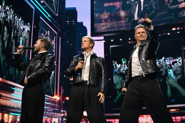 Westlife performing during the 25th Anniversary Tour LONDON, ENGLAND - OCTOBER 09: Shane Filan, Kian Egan and Nicky Byrne of ˜Westlife™ performing during the 25th Anniversary Tour at O2 Arena on October 09 in London, England. CAP MAR MAR Great Britain Copyright: xMartinxHarris CapitalxPicturesx