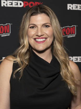 October 9, 2026, New York, New York, USA: KAT SANDLER attends the press room for YAGA on AMC Plus during New York Comic Con at Jacob Javits Convention Center in New York. 9 October 2026 New York USA - ZUMAa265 20261009_zep_a265_012 Copyright: xEricxAcquayex
