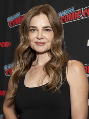 October 9, 2026, New York, New York, USA: BETSY BRANDT attends the press room for Anne RiceÃ¢â‚¬â ¢s Mayfair Witches on AMC Plus during New York Comic Con at Jacob Javits Convention Center in New York. 9 October 2026 New York USA  - ZUMAa265 20261009_zep_a265_038 Copyright: xEricxAcquayex