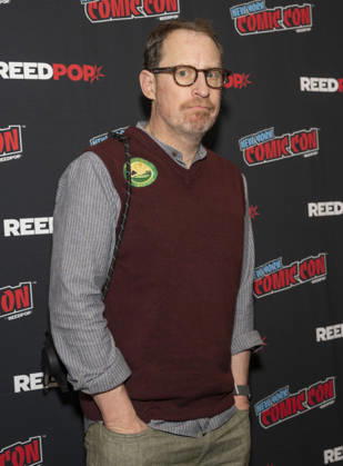 October 9, 2026, New York, New York, USA: SCOTT M. GIMPLE attends the press room for The Walking Dead Daryl Dixon on AMC Plus during New York Comic Con at Jacob Javits Convention Center in New York. 9 October 2026 New York USA - ZUMAa265 20261009_zep_a265_068 Copyright: xEricxAcquayex
