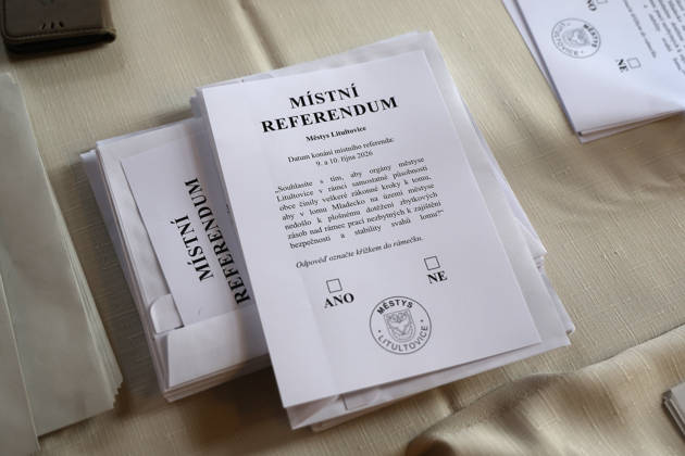 The two-day elections to municipal assemblies continued in the Czech Republic together with the first round of the elections to one-third of the Senate, on October 10, 2026. On the photo: alongside the municipal and senate elections a referendum (photo) on the extraction of remaining reserves at the former Mladecko quarry, in Litultovice, Moravian-Silesian Region. (CTKxPhoto PetrxSznapka) CTKPhotoP2026101002408  CTKPhotoP2026101002408