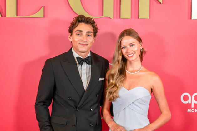 Photocall from the 2nd Global Gift Gala in Monaco: Armand Duplantis and his wife, Désiré Inglander, attend the 2nd Monaco Global Gift Gala photocall at the Hotel de Paris on October 9, 2026, in Monaco, Monaco Photo by Laurent Coust Starface 460363 2026 10 09 Monaco Monaco  Copyright: xLaurentxCoustx xStarfacex STAR_460363_095