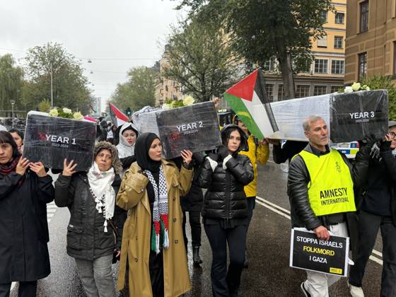 Demonstrators march in Stockholm to show solidarity with Palestinians STOCKHOLM, SWEDEN - OCTOBER 10: Demonstrators march to draw attention to the situation in Palestine and mark the third anniversary of the war in Gaza, on October 10, 2026, in Stockholm, Sweden. Atila Altuntas Anadolu Stockholm Sweden. Editorial use only. Please get in touch for any other usage.  Copyright: x2026xAnadoluxAtilaxAltuntasx
