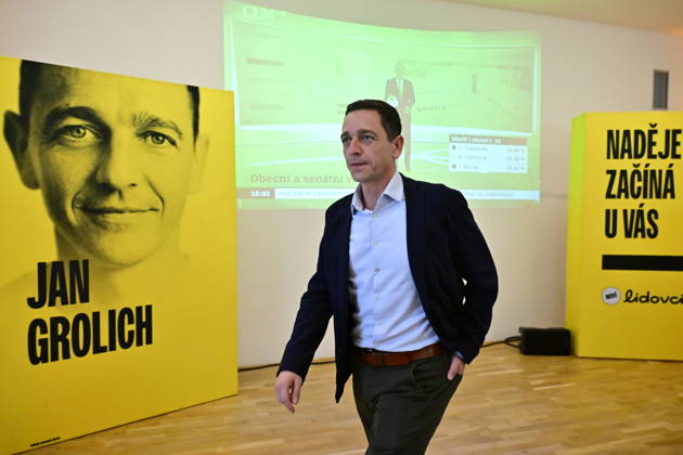 The two-day elections to municipal assemblies ended in the Czech Republic together with the first round of the elections to one-third of the Senate, at 2:00 p.m. on October 10, 2026. On the photo: Jan Grolich, Governor of South Moravia Region and Chairman of the KDU-CSL, at the KDU-CSL s central campaign headquarters following the elections in Slapanice, South Moravian Region. (CTKxPhoto VaclavxSalek) CTKPhotoP2026101003701  CTKPhotoP2026101003701