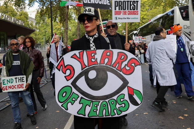 October 10, 2026, London, London, UK: London, UK. Thousands of pro-Palestine supporters take part in the National March for Palestine in central London, carrying placards and Palestinian flags and calling for Palestinian rights and an end to the conflict in Gaza, three days after the third anniversary of the 7 October attacks on Israel. London UK  - ZUMAl94_ 20261010_zaf_l94_062 Copyright: xDinendraxHariax