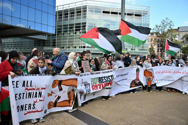 Demonstrators march in Brussels to commemorate Palestinians who lost their lives in Gaza BRUSSELS, BELGIUM - OCTOBER 10: Hundreds of demonstrators gather outside Brussels-Midi railway station before marching toward the Israeli Embassy to commemorate Palestinians who lost their lives in Gaza and call for political measures against Israel, in Brussels, Belgium, on October 10, 2026. Dursun Aydemir Anadolu Brussels Belgium. Editorial use only. Please get in touch for any other usage.  Copyright: x2026xAnadoluxDursunxAydemirx