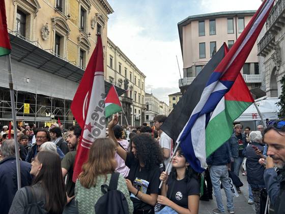 IPA89508278 - Pro-Palestine March in Padua, News from Padua, Italy, October 10, 2026  Copyright: xAlessioxMarini LiveMediax xAlessioxMarini LiveMediax IPA89508278