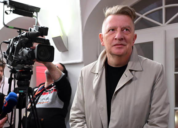 The two-day elections to municipal assemblies ended in the Czech Republic together with the first round of the elections to one-third of the Senate, at 2:00 p.m. on October 10, 2026. On the photo: candidate for the Senate in the Prague 1 district Jiri Padevet speaks with reporters at the campaign headquarters of the Mayors and Independents (STAN) movement in Prague. (CTKxPhoto KaterinaxSulova) CTKPhotoP2026101004567  CTKPhotoP2026101004567