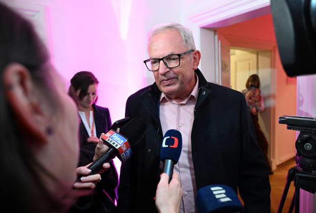 The two-day elections to municipal assemblies ended in the Czech Republic together with the first round of the elections to one-third of the Senate, at 2:00 p.m. on October 10, 2026. On the photo: Senator David Smoljak, who is running for re-election in the Prague 9 district, speaks with journalists at the campaign headquarters of the Mayors and Independents (STAN) movement in Prague. (CTKxPhoto KaterinaxSulova) CTKPhotoP2026101004856  CTKPhotoP2026101004856