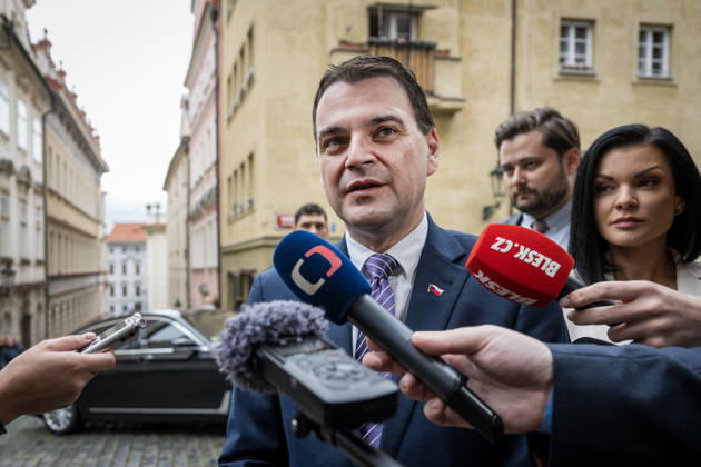 The two-day elections to municipal assemblies ended in the Czech Republic together with the first round of the elections to one-third of the Senate, at 2:00 p.m. on October 10, 2026. On the photo: Petr Macinka, Chairman of the Motorists Party and Minister of Foreign Affairs speaks with reporters, as he arrrives at the Motorists for Themselves campaign headquarters in Prague. (CTKxPhoto VitxSimanek) CTKPhotoP2026101004004  CTKPhotoP2026101004004