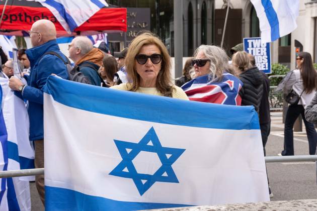 October 10, 2026, London, London, England: The National March for Palestine took place to mark the third anniversary of the start of the war in Gaza. Around ten thousand gathered on The Thames embankment and marched to Parliament Squre. They faced an Israeli counter demonstration of a handfull of protesters. Some arrests were reported by police. London England  - ZUMAr169 20261010_zip_r169_005 Copyright: xRodxHarbinsonx