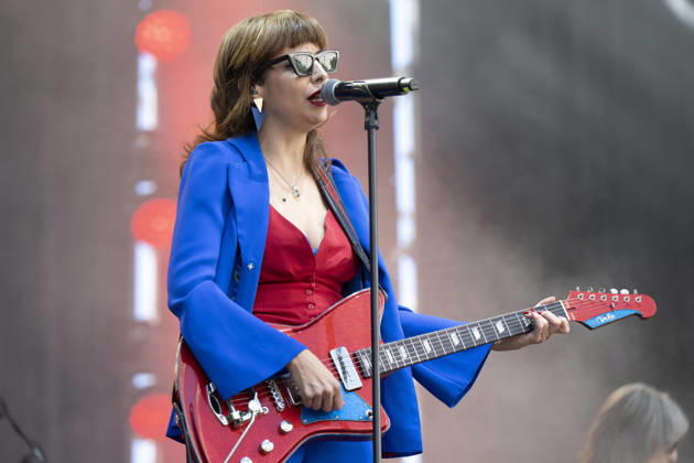 October 10, 2026, Madrid, Spain: Singer Nat Simons performs during the Hispanidad Festival 2026 concert at the Plaza de Espana. Madrid Spain - ZUMAs197 20261010_aaa_s197_050 Copyright: xAtilanoxGarciax
