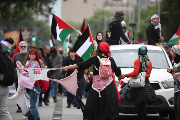 Santiago, October 10, 2026: March for Palestine organized by the Global Action for Palestine (GAFP) alliance along Alameda Street in downtown Santiago. Dragomir Yankovic, Aton Chile, Santiago, Chile. Aton 1198372  Copyright: DRAGOMIRxYANKOVIC ATONxCHILE