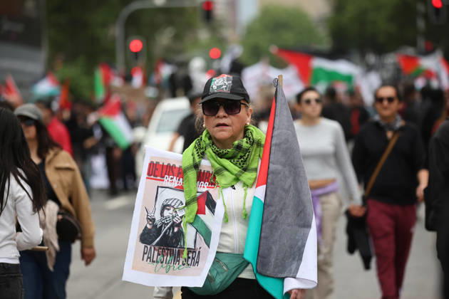 Santiago, October 10, 2026: March for Palestine organized by the Global Action for Palestine (GAFP) alliance along Alameda Street in downtown Santiago. Dragomir Yankovic, Aton Chile, Santiago, Chile. Aton 1198380  Copyright: DRAGOMIRxYANKOVIC ATONxCHILE