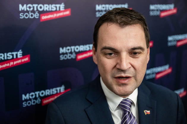 The two-day elections to municipal assemblies ended in the Czech Republic together with the first round of the elections to one-third of the Senate, at 2:00 p.m. on October 10, 2026. On the photo: Petr Macinka, Chairman of the Motorists Party and Minister of Foreign Affairs speaks with reporters, at the Motorists for Themselves campaign headquarters in Prague. (CTKxPhoto VitxSimanek) CTKPhotoP2026101006898  CTKPhotoP2026101006898
