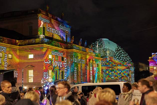 Festival of Lights ** FOR EDITORIAL PURPOSES ONLY ** EDITORIAL USE ONLY ** p Festival of Lights at the Staatsoper Deutschland Berlin, Berlin. Copyright JörgxCarstensen Copyright: JörgxCarstensen doc87z1wlmljh41g343rvdu ,EDITORIAL USE ONLY Copyright: JörgxCarstensen