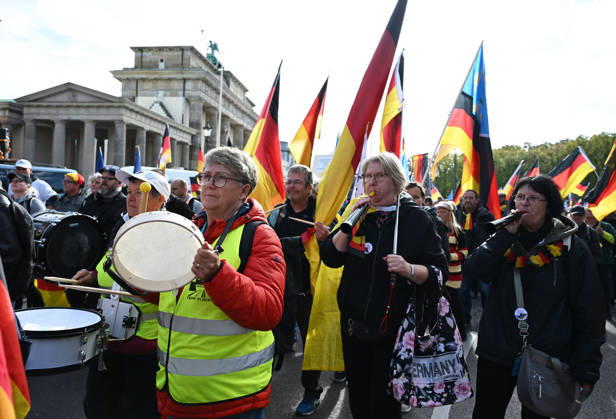 Rally of Projekt M1llion in Berlin BERLIN, GERMANY - OCTOBER 10: People take part in the Projekt M1llion anti-government protest in Berlin, Germany, on October 10, 2026. Volodymyr Sindieiev Anadolu Berlin Germany. Editorial use only. Please get in touch for any other usage.  Copyright: x2026xAnadoluxVolodymyrxSindieievx