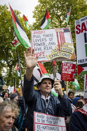 National March for Palestine Marks Three Years Since the Israel - Gaza War Began Central London, October 10, 2026 Pro-Palestine demonstrators took to the streets of Central London for the National March for Palestine, marking three years since the war in Gaza began in October 2023. Participants marched in solidarity with Palestinians, carrying Palestinian flags, banners and placards calling for an end to the conflict and highlighting the ongoing humanitarian crisis in Gaza., Credit:Zak Irfan Avalon  Copyright: xZakxIrfanx xAvalonx 1142149665