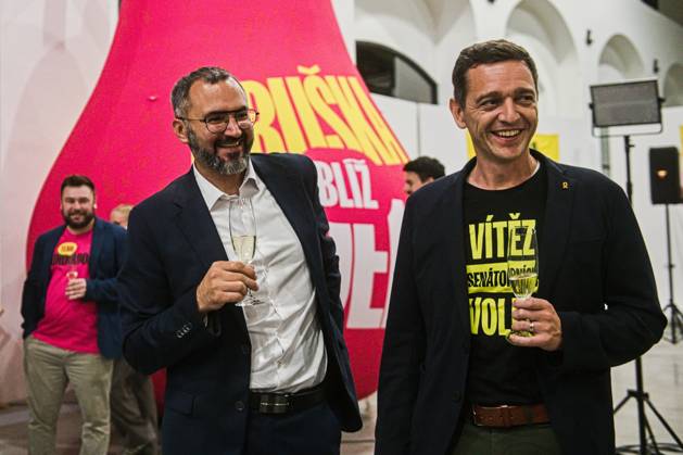 The two-day elections to municipal assemblies ended in the Czech Republic together with the first round of the elections to one-third of the Senate, at 2:00 p.m. on October 10, 2026. On the photo: the Brno KDU-CSL candidate for Mayor of Brno Jakub Hruska, left, and Jan Grolich, Governor of South Moravia Region and Chairman of the KDU-CSL, is celebrating his election as a Senator in the first round of the Senate elections, at KDU-CSL+STAN campaign headquarters in Brno. (CTKxPhoto PatrikxUhlir) CTKPhotoP2026101008985  CTKPhotoP2026101008985