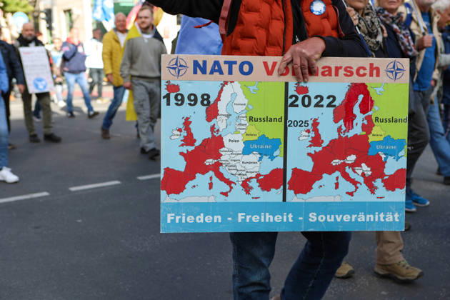 October 10, 2026, Berlin, Berlin, Germany: Demonstrators gather in Berlin for the Project M1llion rally against the German government. Participants take to the streets to voice their opposition to government policies, displaying banners and expressing their political demands. The demonstration brings together people seeking to make their concerns heard and draw public attention to their criticism of the country s political leadership. Berlin Germany  - ZUMAc291 20261010_zip_c291_011 Copyright: xMariaxCastrox