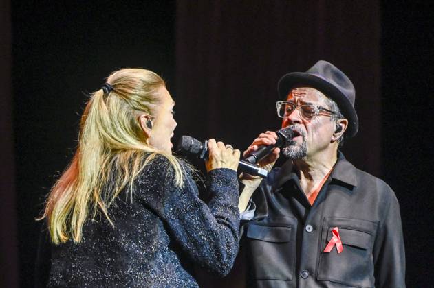 ABB HOPE GALA: Anna Loos and Jan Josef Liefers Perform a Duet on Stage at the Hope Gala 2026 at the Schauspielhaus Dresden on October 10, 2026, in Dresden, Saxony, Germany