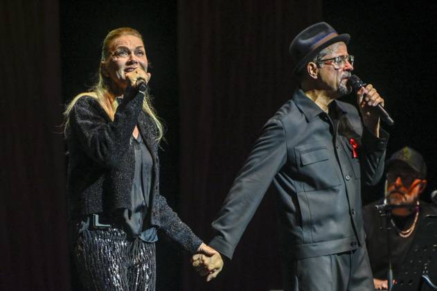 ABB HOPE GALA: Anna Loos and Jan Josef Liefers Perform a Duet on Stage at the Hope Gala 2026 at the Schauspielhaus Dresden on October 10, 2026, in Dresden, Saxony, Germany