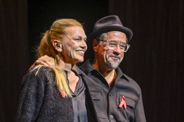ABB HOPE GALA: Anna Loos and Jan Josef Liefers Perform a Duet on Stage at the Hope Gala 2026 at the Schauspielhaus Dresden on October 10, 2026, in Dresden, Saxony, Germany