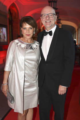 Janina Hartwig and Alexander Putz at the 18 Hope Gala 2026 at the Schauspielhaus Dresden, October 10, 2026 Foto:xM.xFischerx xFuturexImagex hope_6023