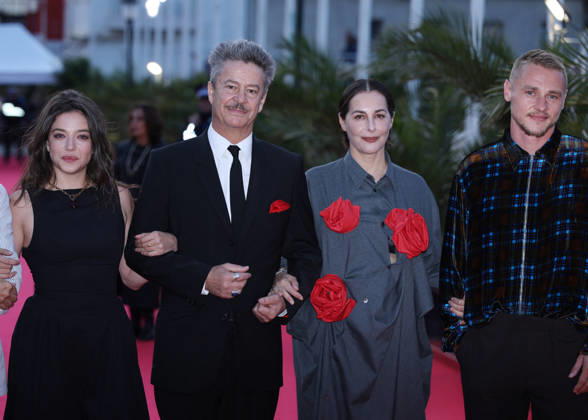 The Jury: Ben Hardy, Zoe Adjani, Amira Casar, and Thibault de Montalembert on the red carpet at the closing ceremony of the 37th Dinard British and Irish Film Festival on October 10, 2026, in Dinard. Denis Guignebourg, Bestimage. Red carpet and closing ceremony of the 37th Dinard British and Irish Film Festival, October 10, 2026, Dinard, France Copyright: xDenisxGuignebourgx xBestimagexDenisxGuignebourgx xBestimagex