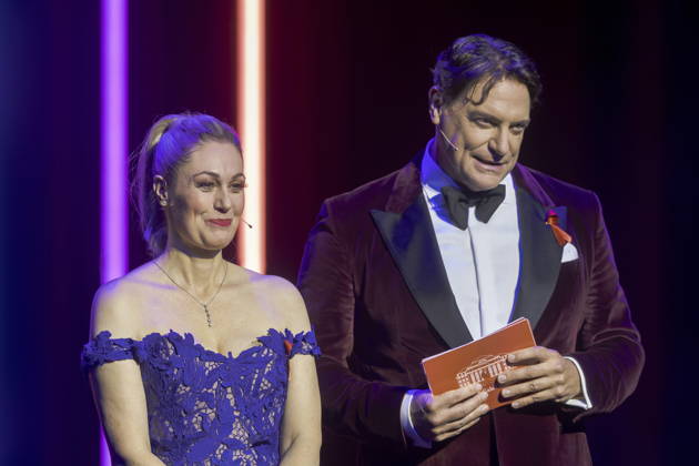 Ruth Moschner and Benjamin Bieneck are the hosts of the 18th HOPE Gala at the Schauspielhaus Dresden. The HOPE Gala Dresden is a charity event that supports the HOPE Cape Town children’s project in South Africa in its efforts to promote the health, development, and education of children and young adults in the townships around Cape Town.