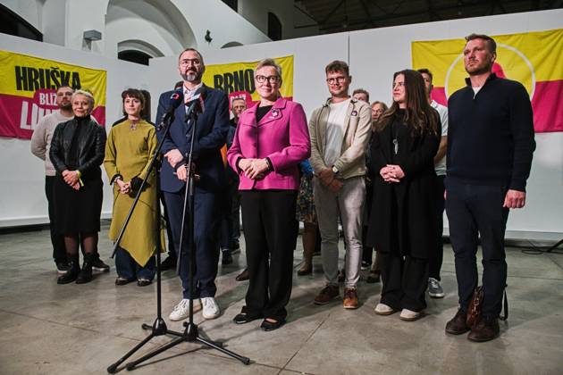 The two-day elections to municipal assemblies ended in the Czech Republic together with the first round of the elections to one-third of the Senate, at 2:00 p.m. on October 10, 2026. On the photo front from left: Irena Matonohova (STAN), a Brno city council member, and the Brno KDU-CSL candidate for Mayor of Brno Jakub Hruska at KDU-CSL+STAN campaign headquarters in Brno. (CTKxPhoto PatrikxUhlir) CTKPhotoP2026101100059  CTKPhotoP2026101100059