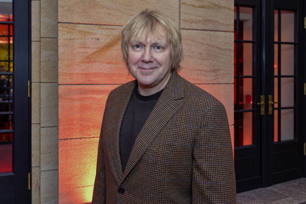 Singer and musician Tobias Künzel of the band Die Prinzen is coming to the 18th HOPE Gala at the Schauspielhaus Dresden. Zach became famous, among other things, through his role in the daily soap opera *Gute Zeiten*, on RTL. The HOPE Gala in Dresden is a charity event that supports the children’s