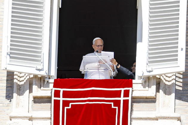 October 11, 2026, Vatican City, VATICAN: Pope Leo XIV leads the Angelus prayer from the window of his office overlooking Saint Peter s Square, Vatican City, 11 October 2026. ANSA FABIO FRUSTACI Vatican City VATICAN  - ZUMAa110 20261011_zaf_a110_002 Copyright: xFabioxFrustacix