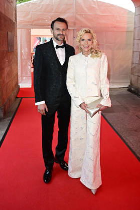 Victoria Herrmann with her husband David Böthig at the 18 Hope Gala 2026 at the Schauspielhaus Dresden, October 10, 2026 Foto:xM.xWehnertx xFuturexImagex hope_6206