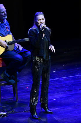 Anna Loos at the 18th Hope Gala 2026 at the Schauspielhaus Dresden, October 10, 2026 Foto:xM.xWehnertx xFuturexImagex hope_6248