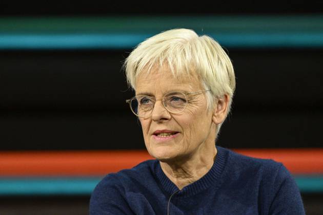 Ulrike Herrmann, journalist, 10 26. Ulrike Herrmann on October 8, 2026, on *Markus Lanz*, ZDF TV, talk show, Germany, German, German woman, journalism, *taz*, German female journalist, journalism, *quer*, portrait, speaking