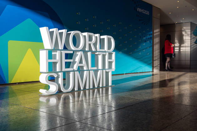 World Health Summit 2026: Global Health Policy, Germany, Berlin, October 11, 2026. A 3D sign for the World Health Summit at the InterContinental Hotel in Berlin, where the international health summit is taking place.