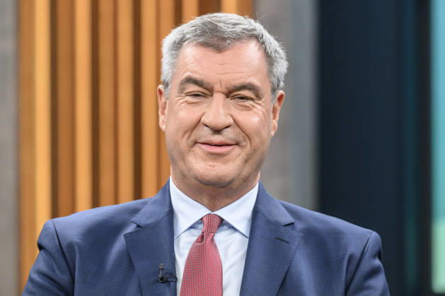 Pictured, from left: Markus Söder, Minister-President of Bavaria, CSU, GER; Berlin, studio; guest on Caren Miosga’s political talk show, TV program, Das Erste, from Studio 20 in Berlin-Adlershof, Topic: How will the government get out of the crisis, Mr. Söder, October 11, 2026, Copyright: HMBxMedia UwexKoch
