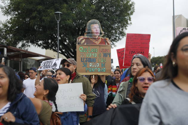Guadalajara residents take to streets demanding clean and safe water GUADALAJARA, MEXICO - OCTOBER 11: Demonstrators march through the streets of Guadalajara, Jalisco state, Mexico, demanding clean and safe water during a massive rally on October 11, 2026. Thousands of residents mobilized to protest the severe contamination affecting the metropolitan area s drinking water supply, demanding an urgent response from local and state authorities. Stringer Anadolu Guadalajara Mexico. Editorial use only. Please get in touch for any other usage. Copyright: x2026xAnadoluxStringerx